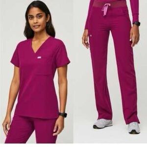 Figs Dark Magenta Scrub Set
